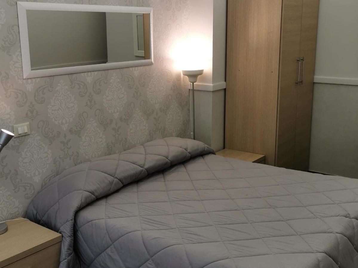 Bed And Breakfast Piramide Rzym Zewnętrze zdjęcie